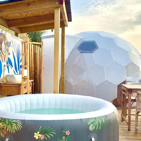 Dome Nissaya אוהל מפואר *